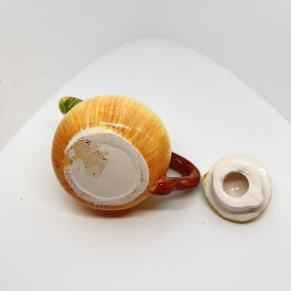 Russ Berrie & Co Miniature Fruit Apple and Pear Teapots - Picture 13 of 15